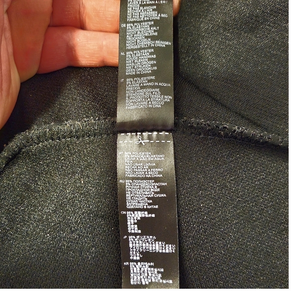 Forever 21 Sleeveless Peplum Top - Picture 5 of 6